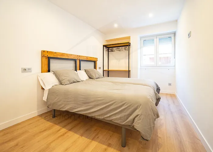 Queens By Silastur Χιχόν