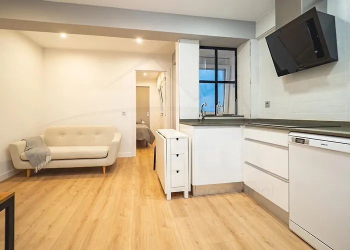 Queens By Silastur *