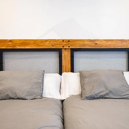 Queens By Silastur Apartment